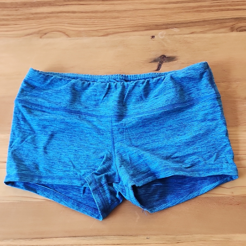 Fleo Shorts